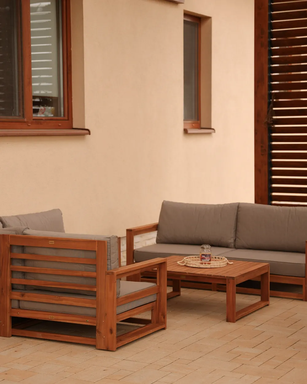 TIMOR 4-zits Loungeset met Tafel | Lichtbruin Acaciahout - Afbeelding 4